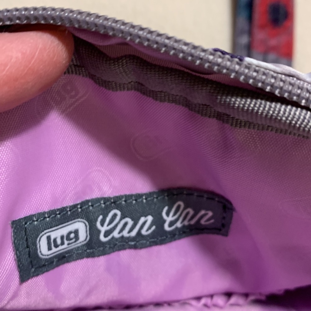 BNWOT. lug purse - Picture 9 of 9